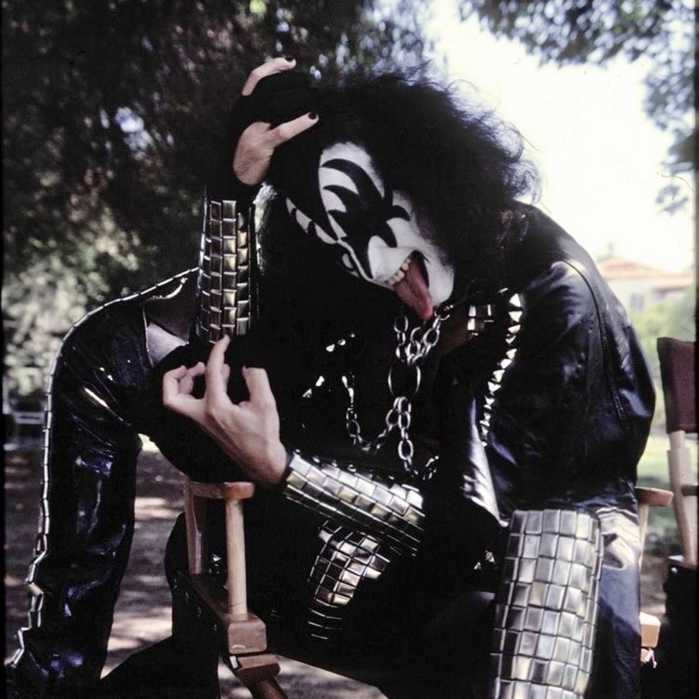 Meet your Posher, Kevin